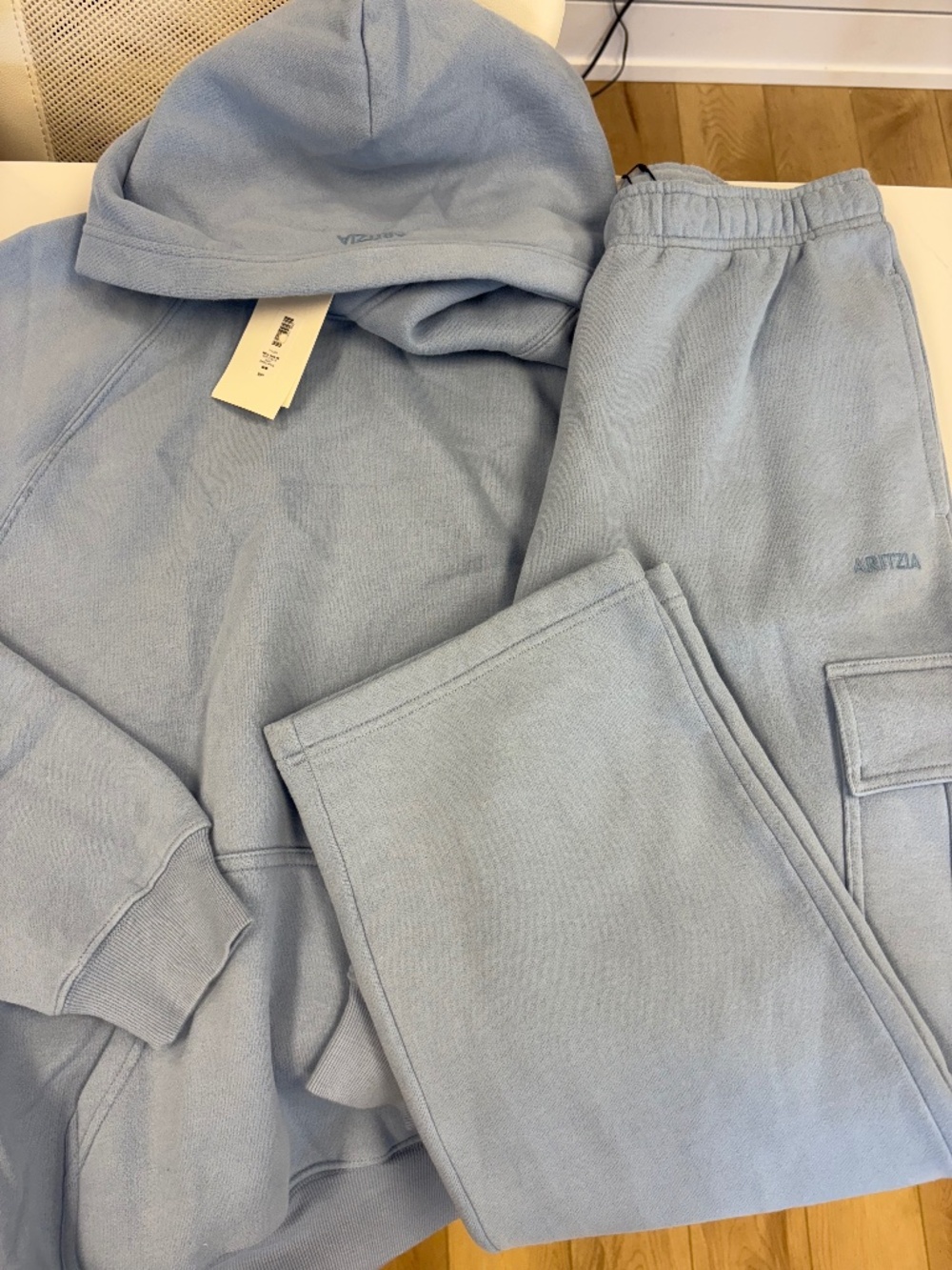 NWT aritzia ripple blue set